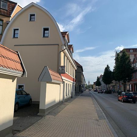 City-Apartment Mit Parkplatz & Fahrradraum! Nur 300M Zum Stadthafen Schwerin  Ngoại thất bức ảnh