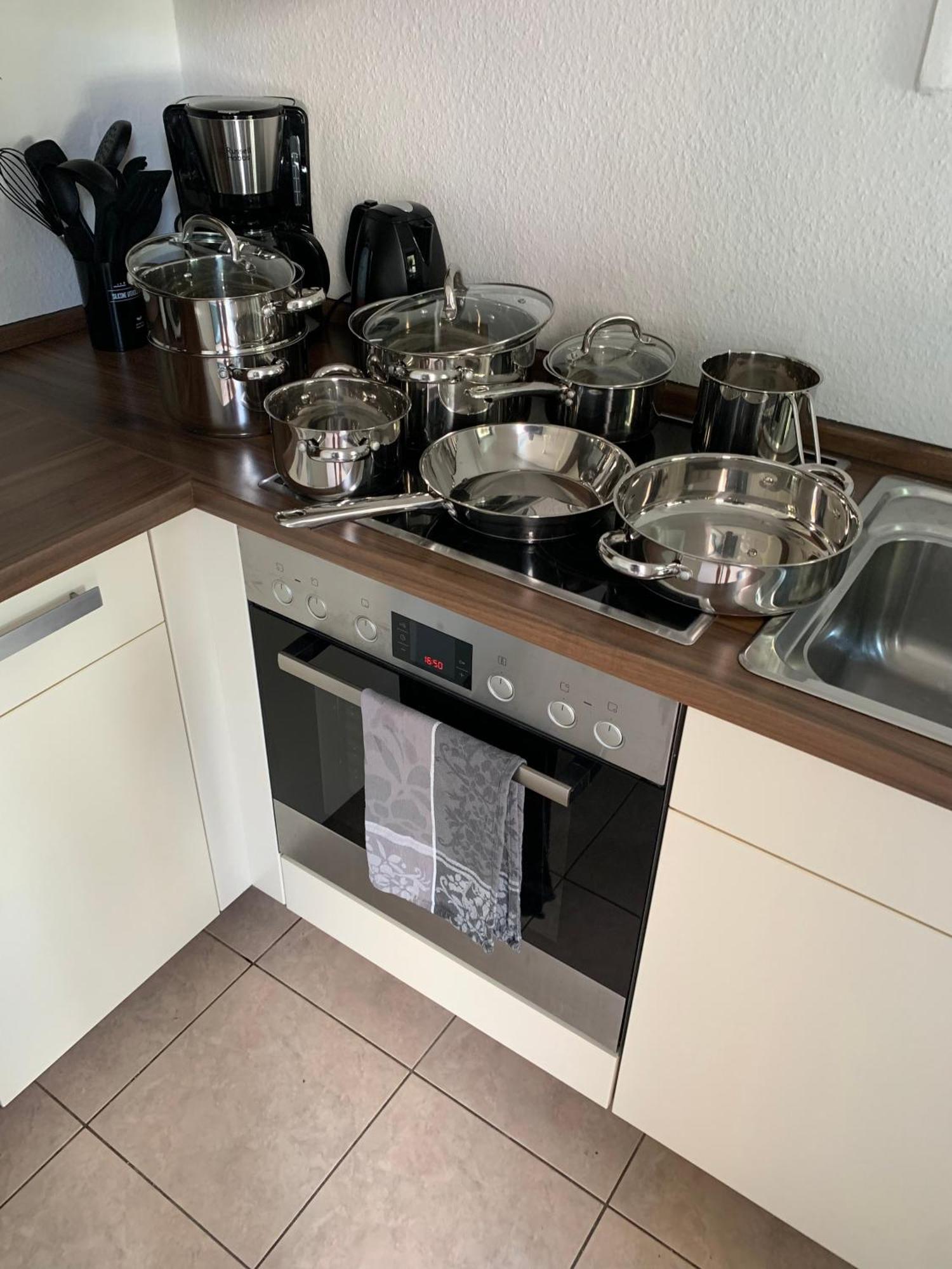 City-Apartment Mit Parkplatz & Fahrradraum! Nur 300M Zum Stadthafen Schwerin  Ngoại thất bức ảnh