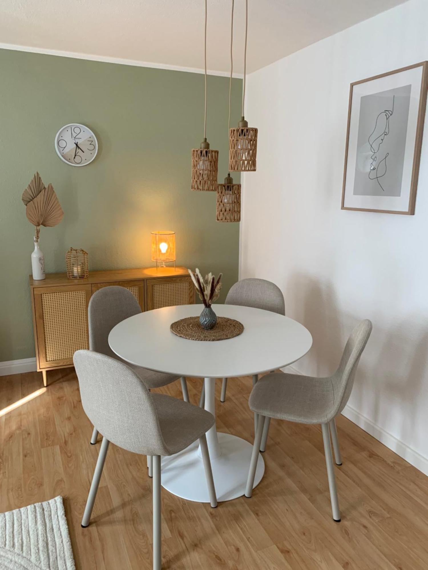 City-Apartment Mit Parkplatz & Fahrradraum! Nur 300M Zum Stadthafen Schwerin  Ngoại thất bức ảnh