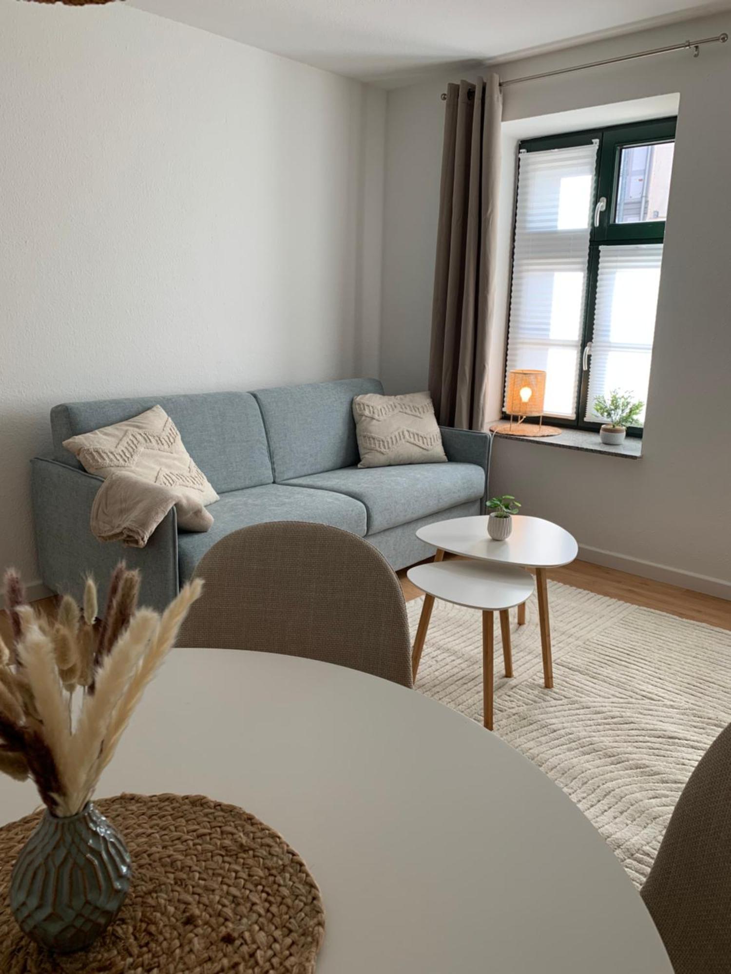 City-Apartment Mit Parkplatz & Fahrradraum! Nur 300M Zum Stadthafen Schwerin  Ngoại thất bức ảnh